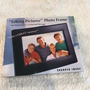 Sharper Image Talking 4x6 photo frame black